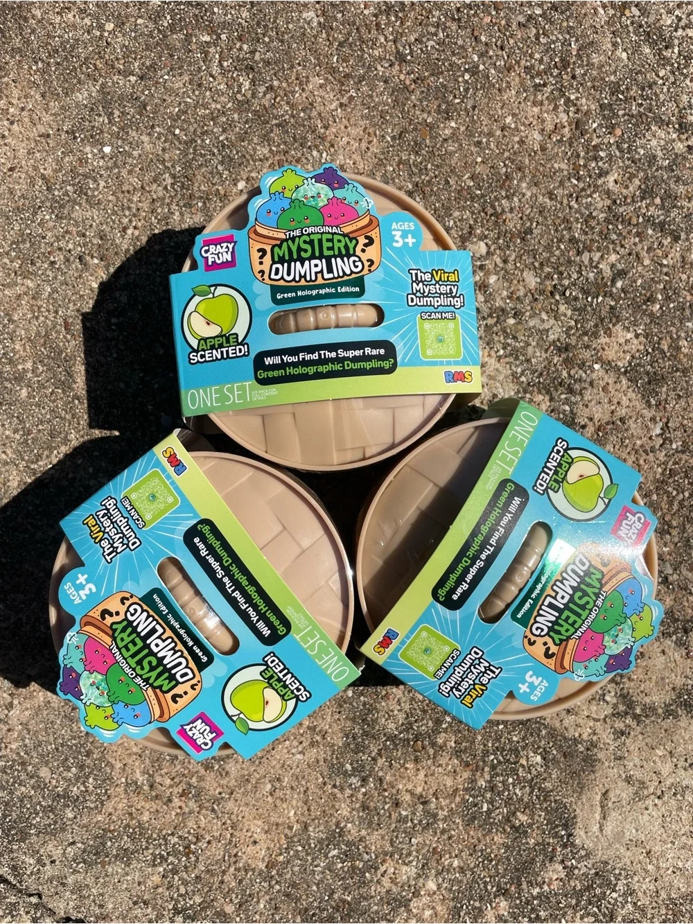 VIRAL! RMS Crazy Fun Apple Scented GREEN HOLOGRAPHIC Mystery Dumpling NEW!